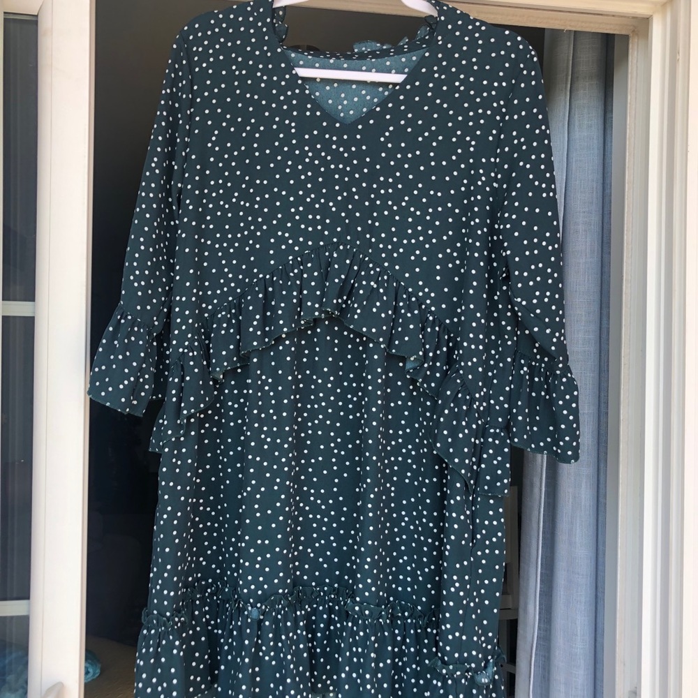 💚 Pine Green Polka Dot Dress 💚
